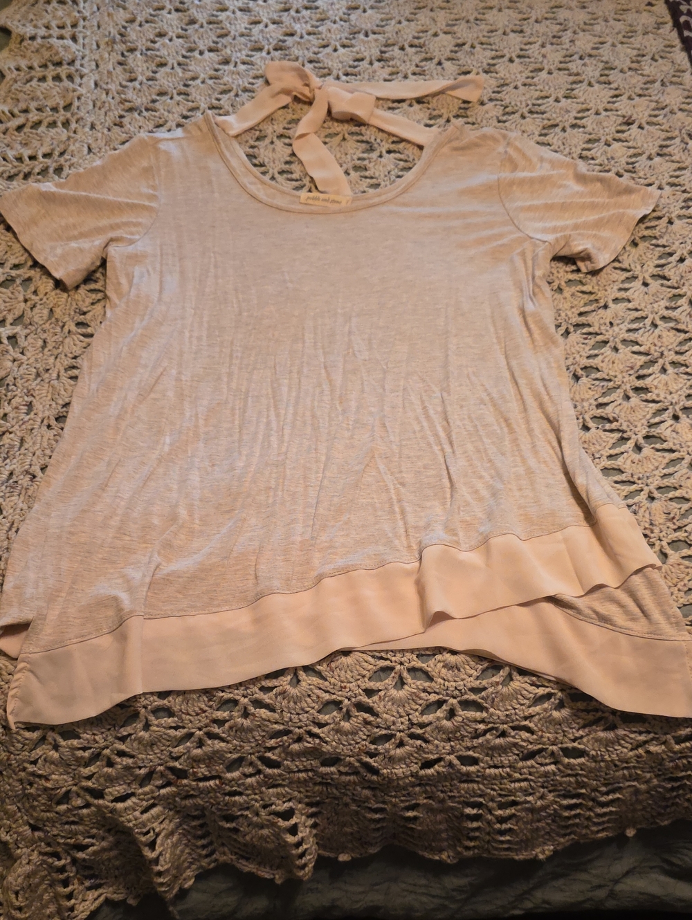 pebble and stone Cream Short¹ Sleeve Tie-Back Top